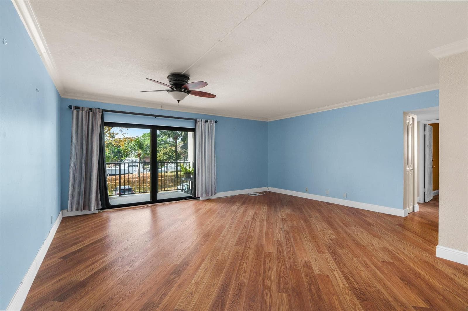 1000 River Reach Drive 212 photo 6