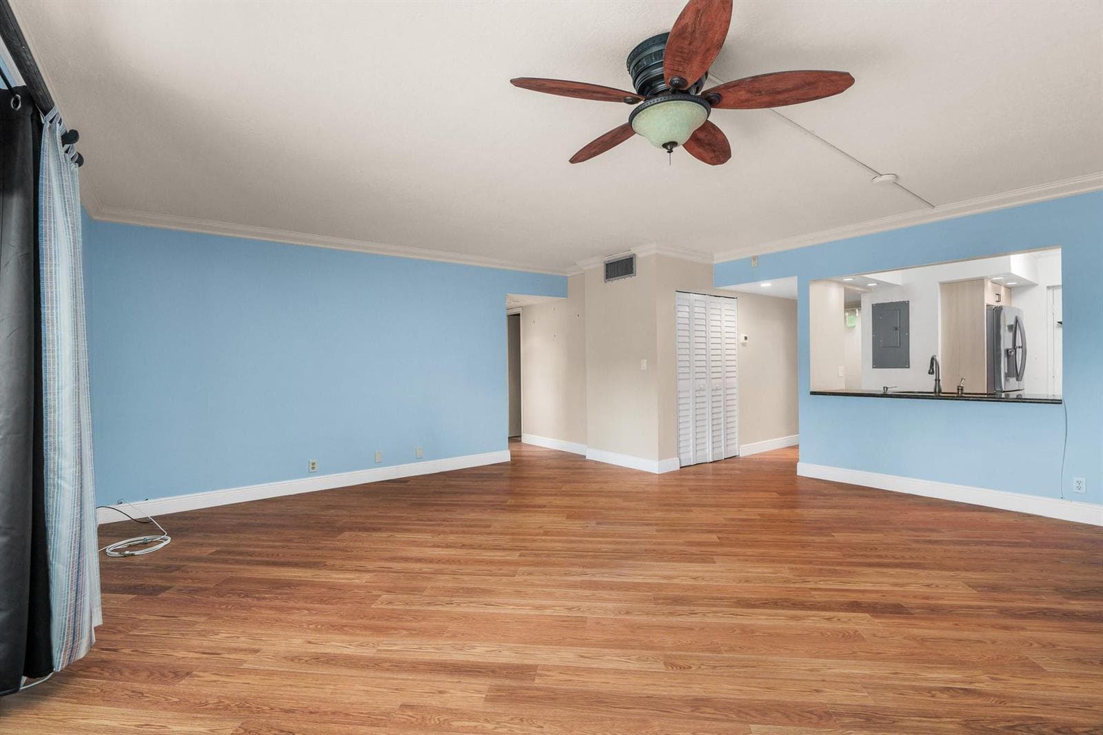 1000 River Reach Drive 212 photo 9