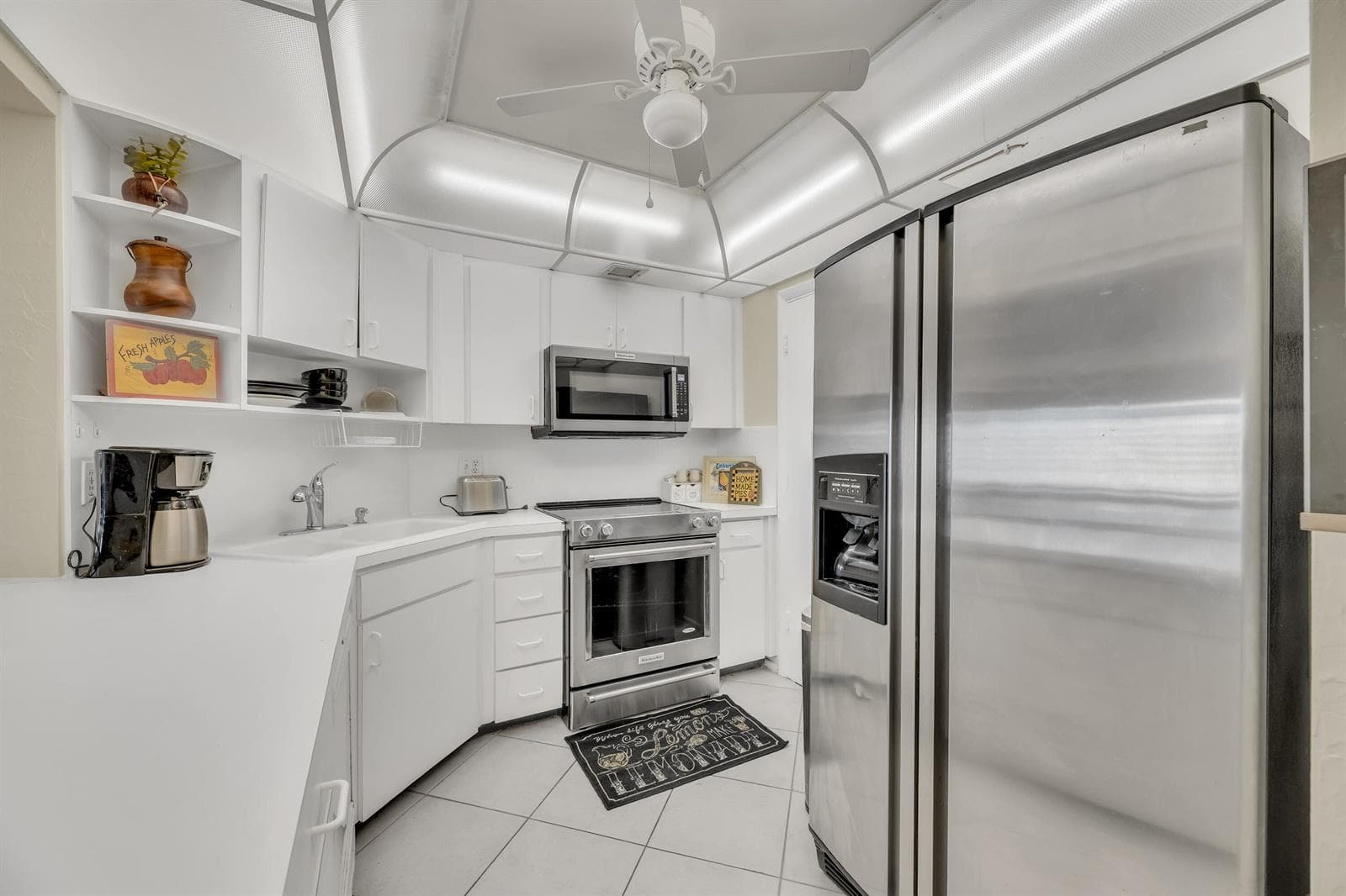 133 N Pompano Beach Boulevard 708 photo 8