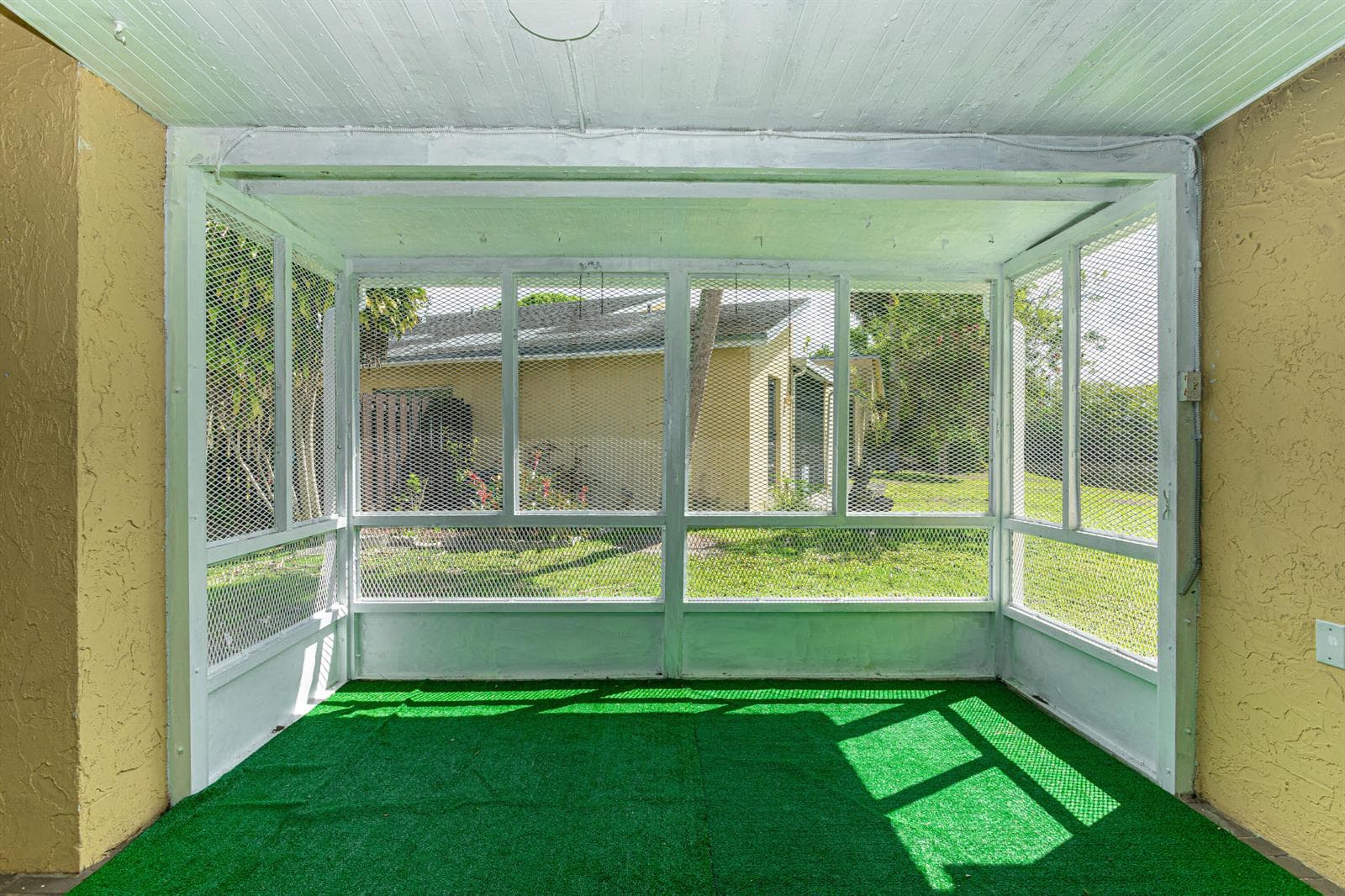 202 Sparrow Drive 1 photo 7