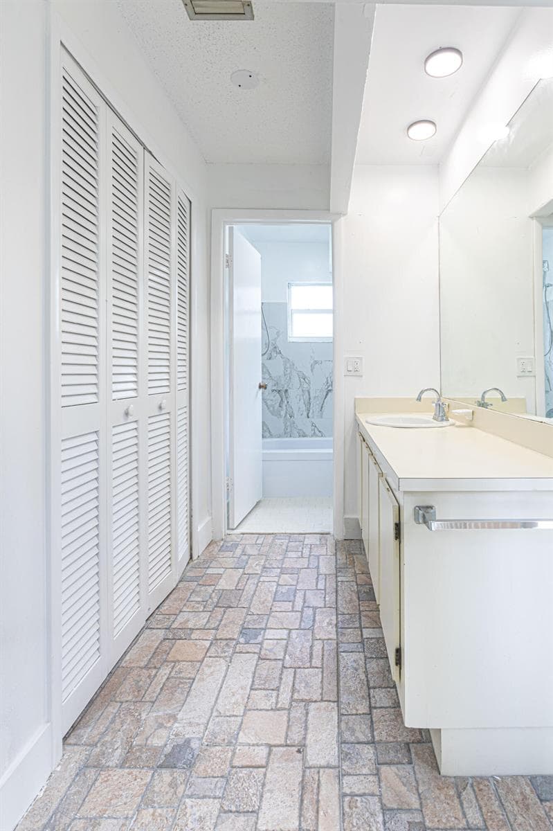 202 Sparrow Drive 1 photo 15