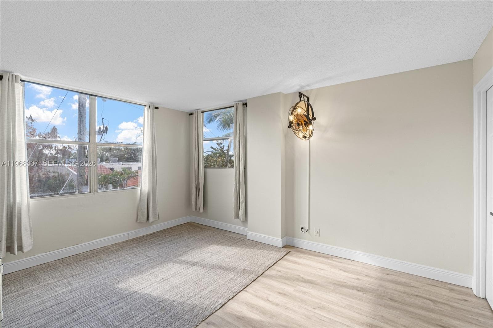 112 Royal Park Dr 3H photo 13