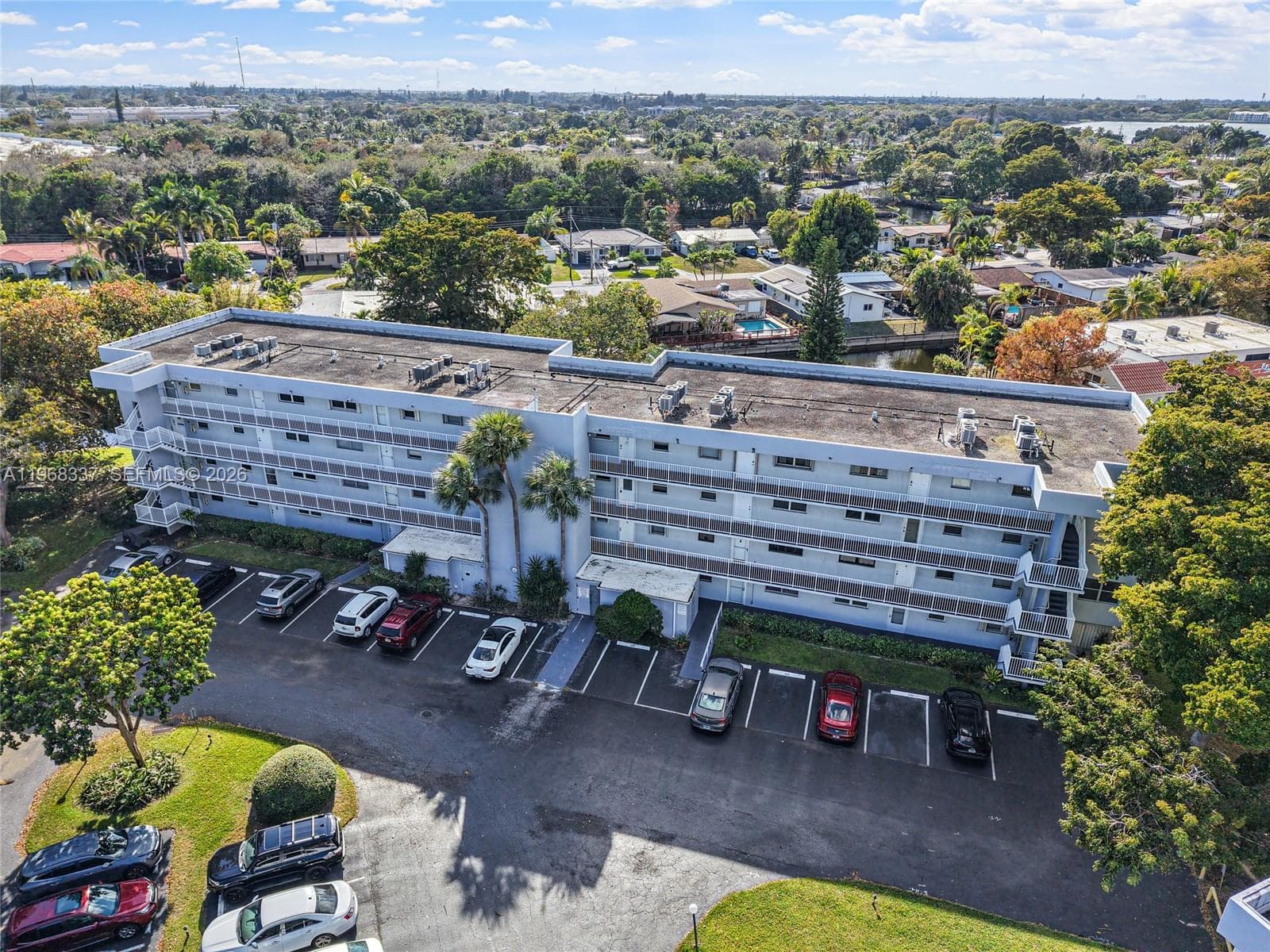 112 Royal Park Dr 3H photo 1