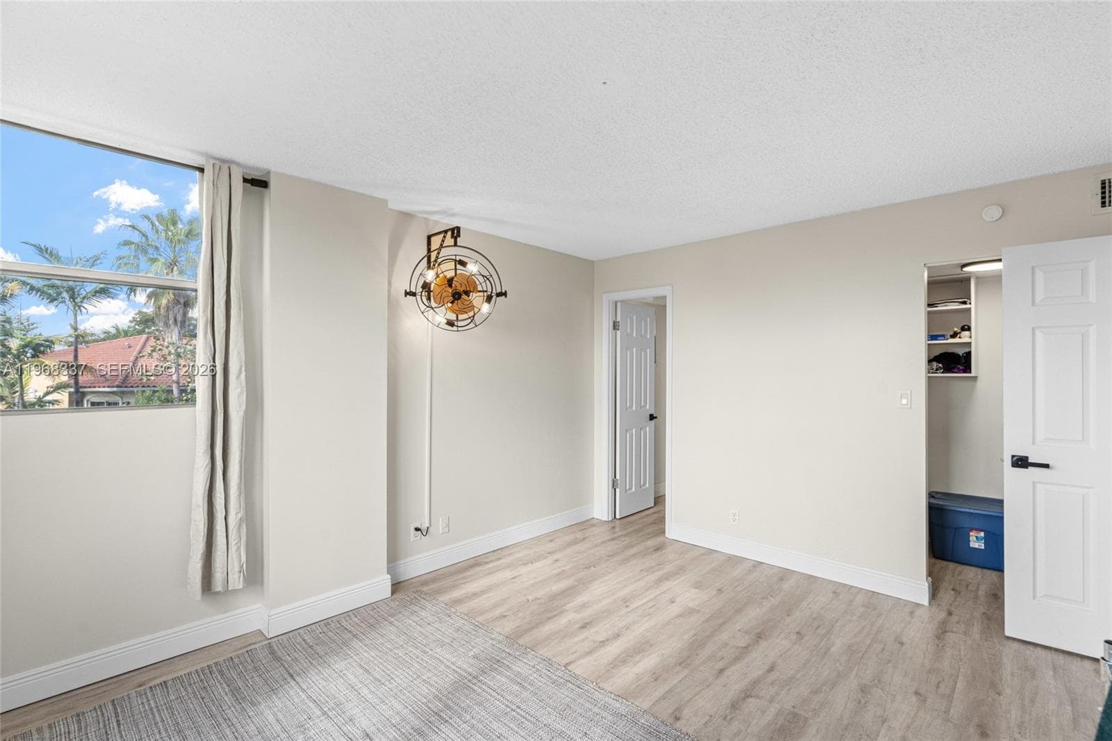 112 Royal Park Dr 3H photo 14