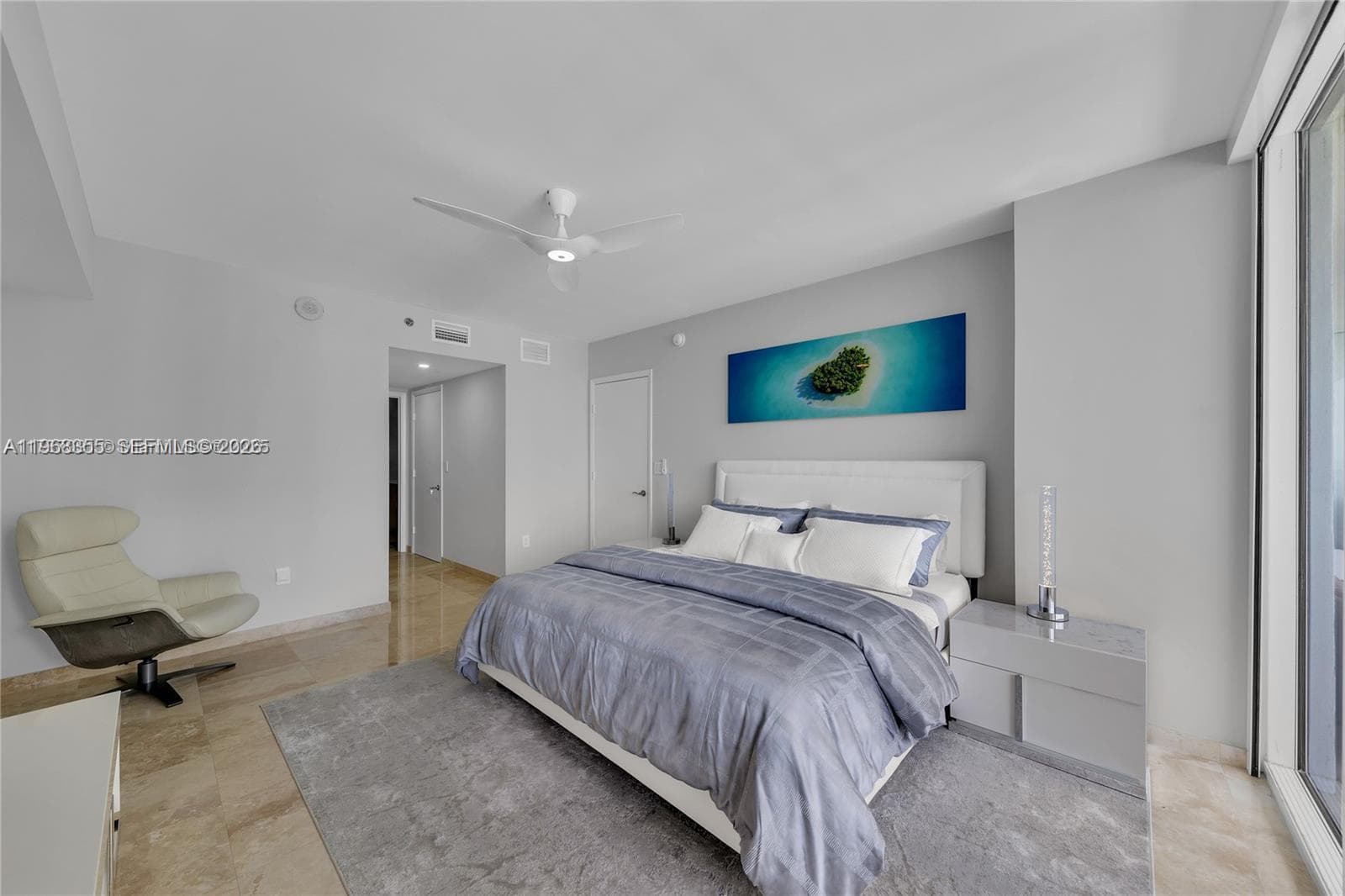 1830 S OCEAN DR (THE BEST) 3510 photo 16