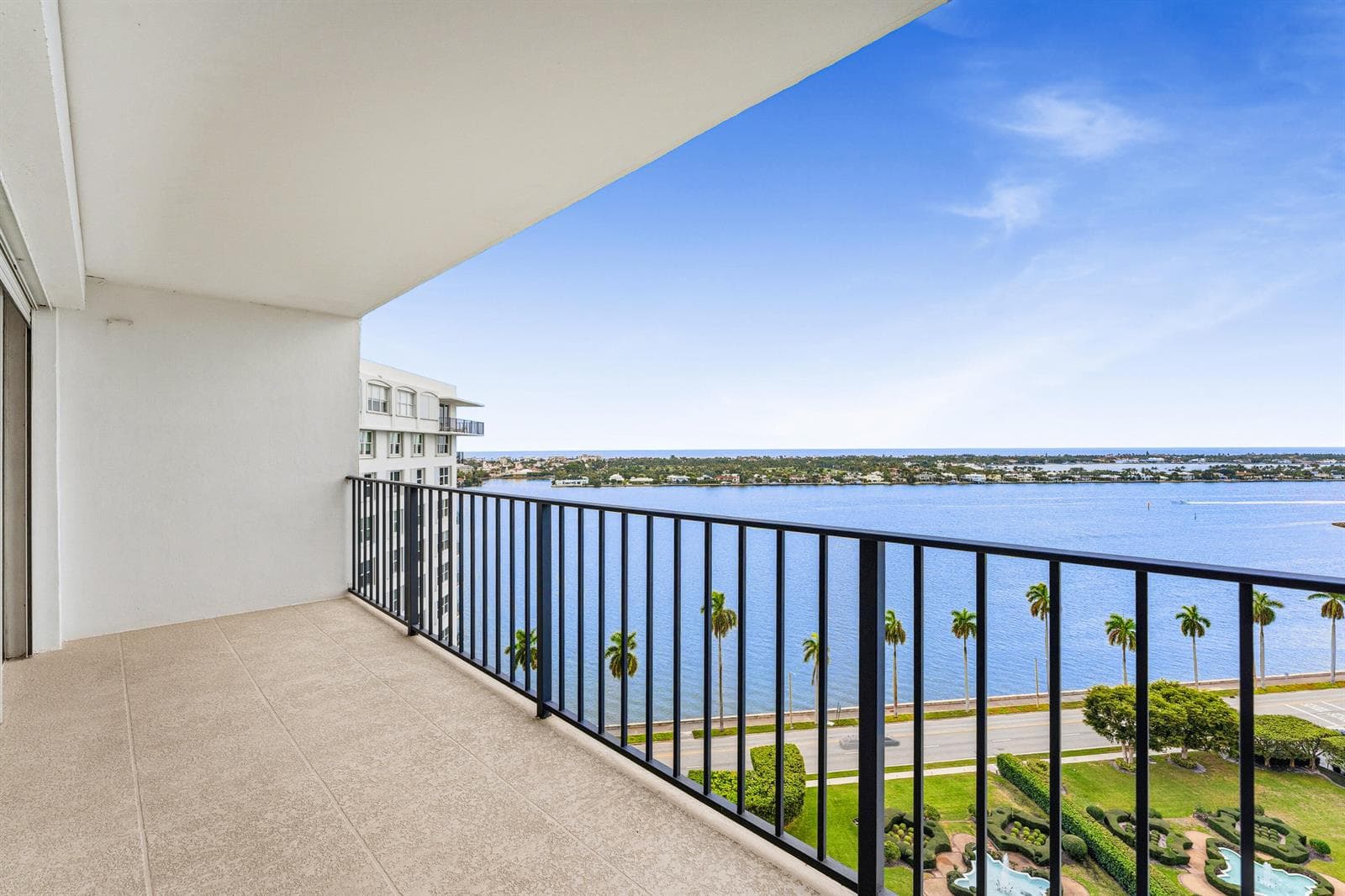1701 S Flagler Drive 1806 photo 17