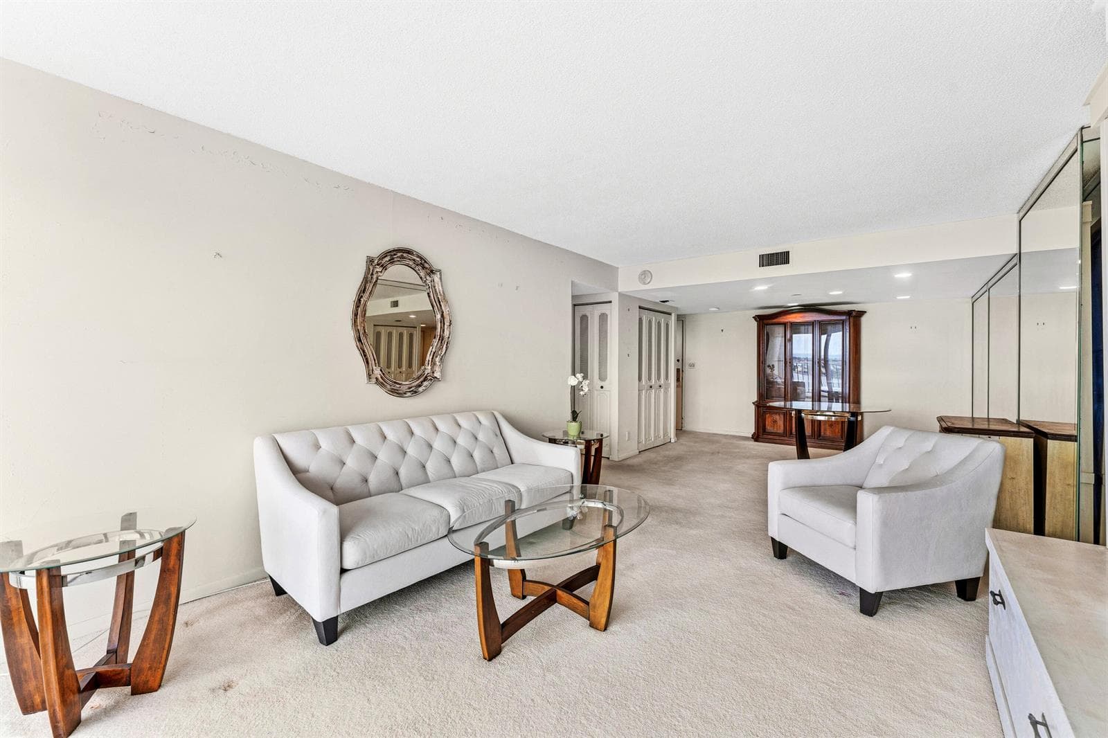 1701 S Flagler Drive 1806 photo 8