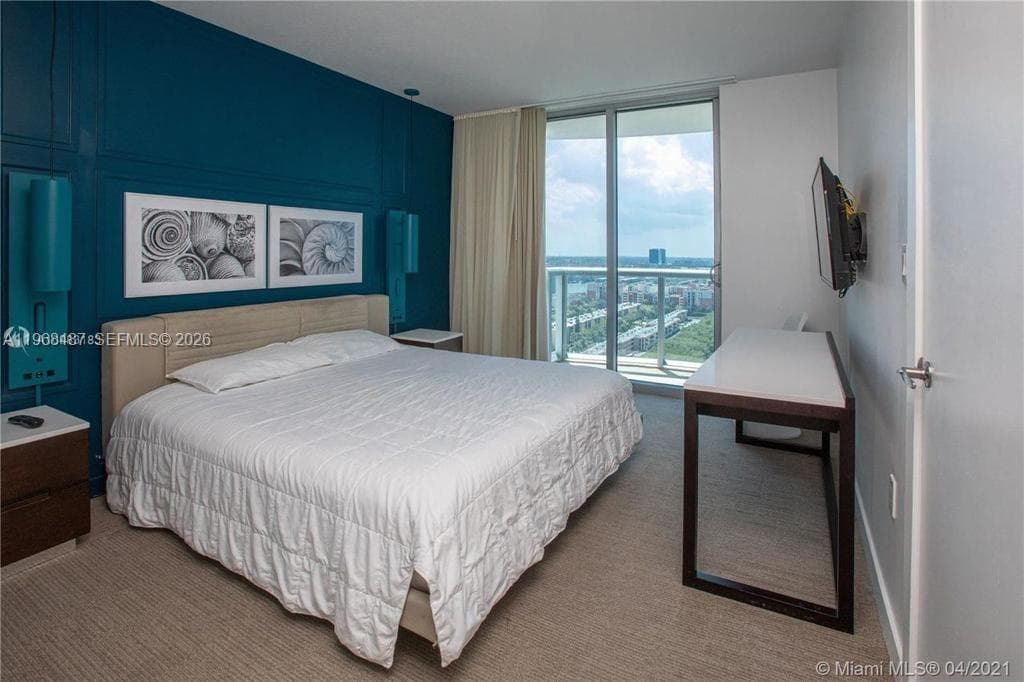17315 Collins Ave 2406 photo 12