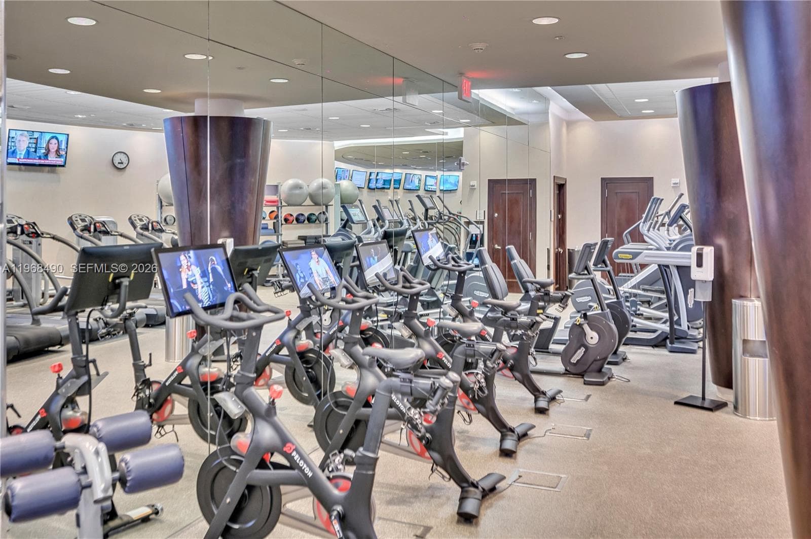 5959 Collins Ave 701 photo 19