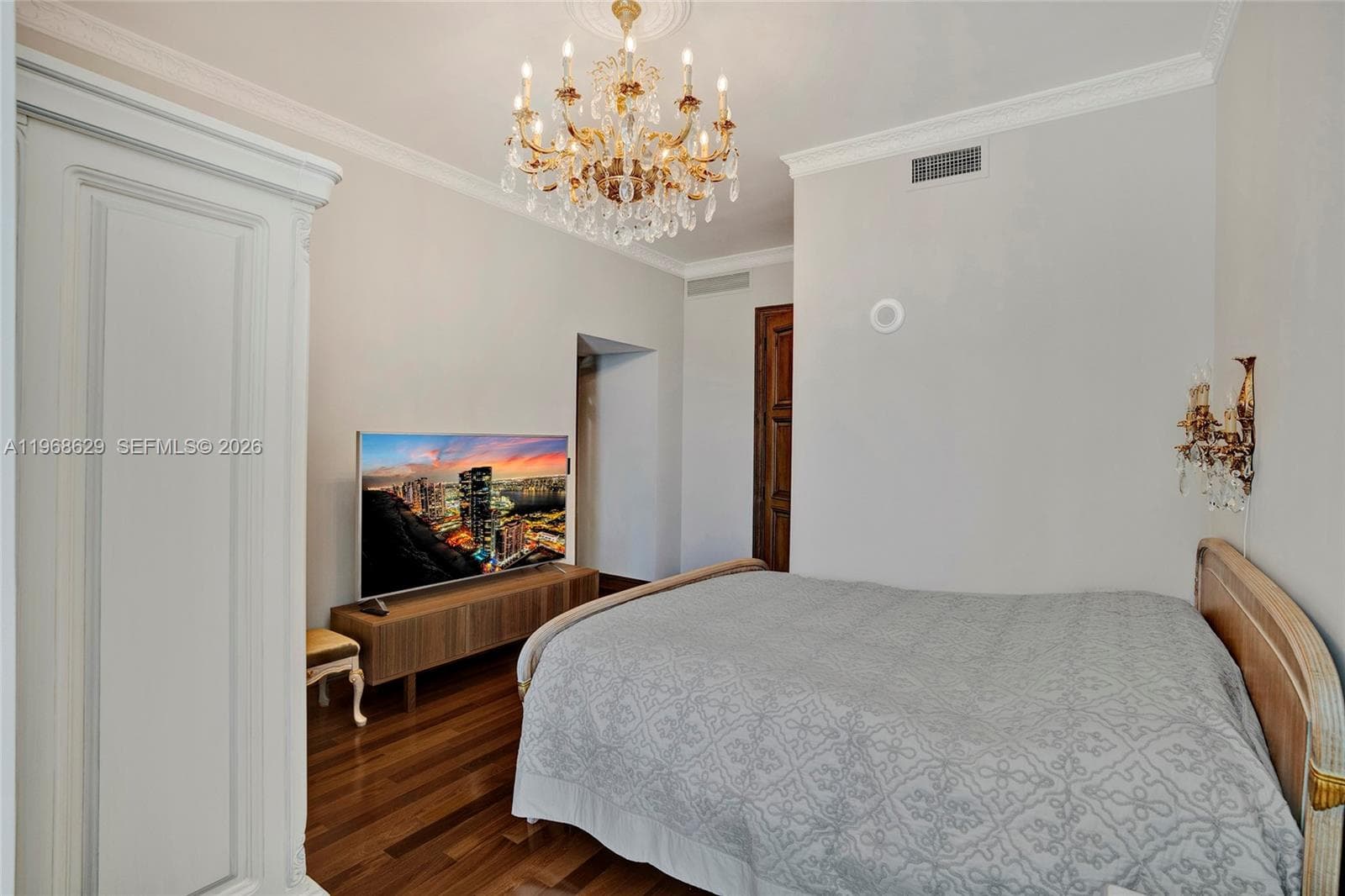 15901 Collins Ave 701 photo 19