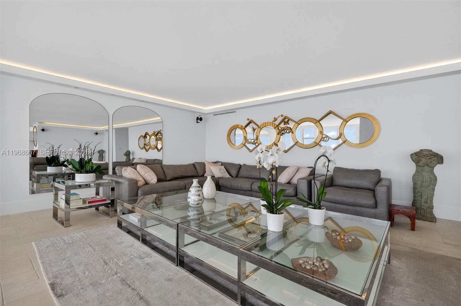 600 Grapetree Dr 11BN photo 4