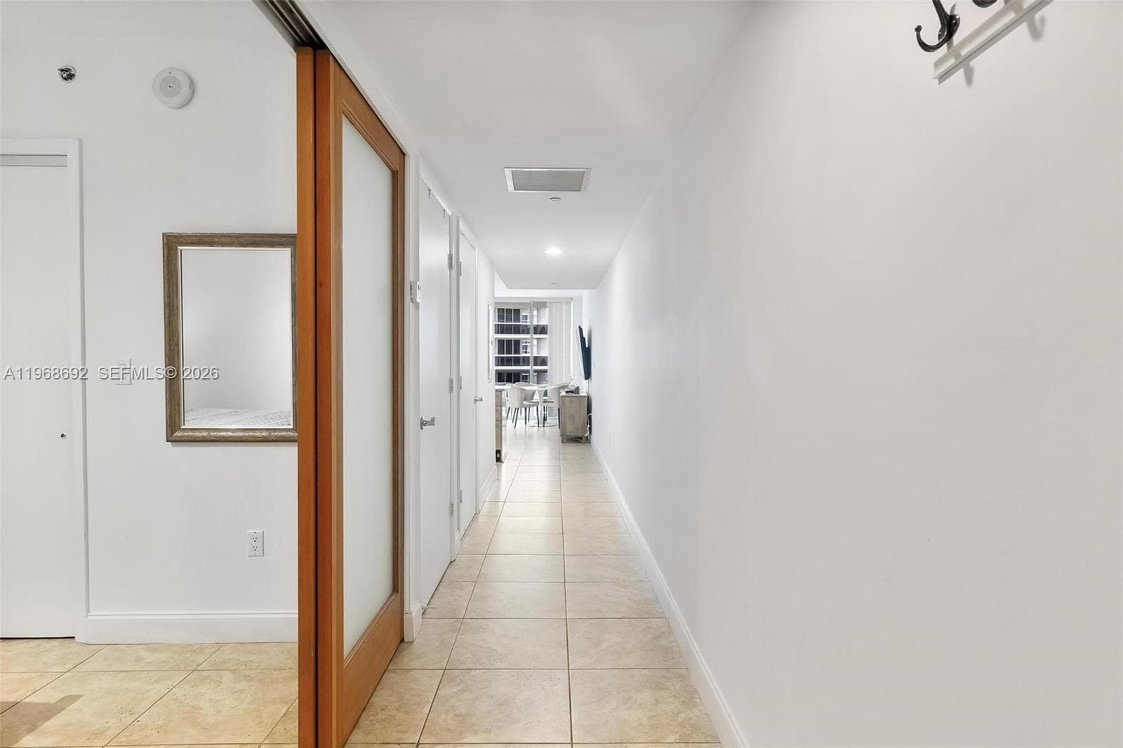 1830 Ocean Dr 2409 photo 10