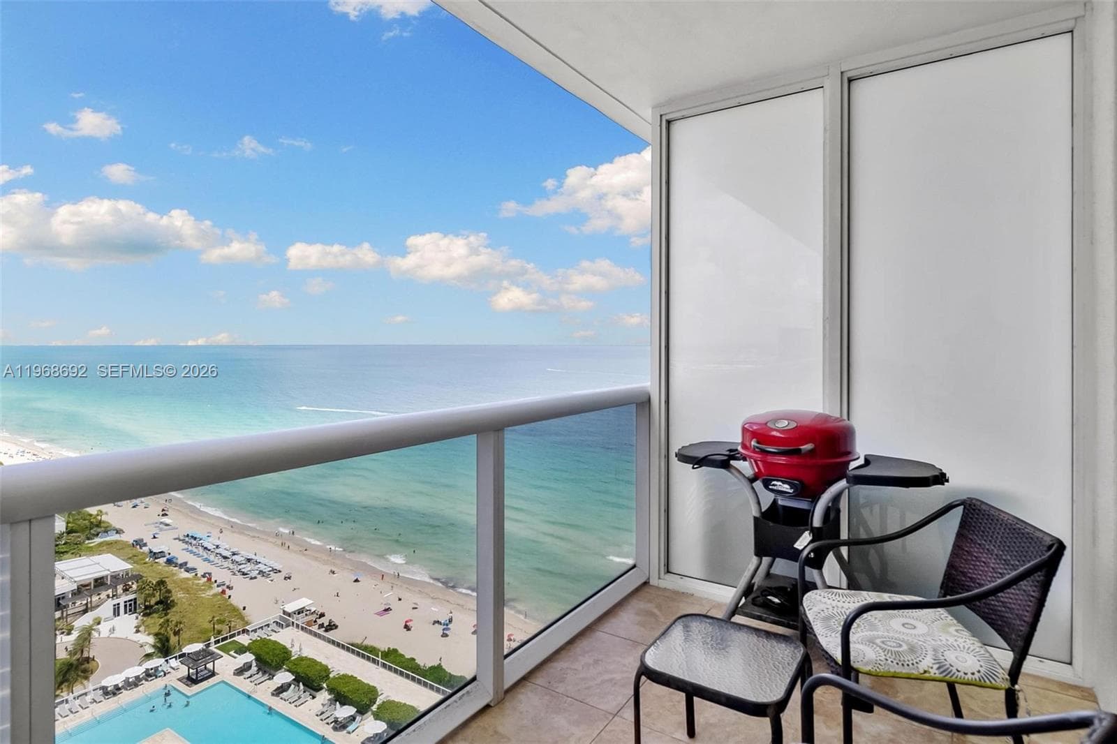 1830 Ocean Dr 2409 photo 15