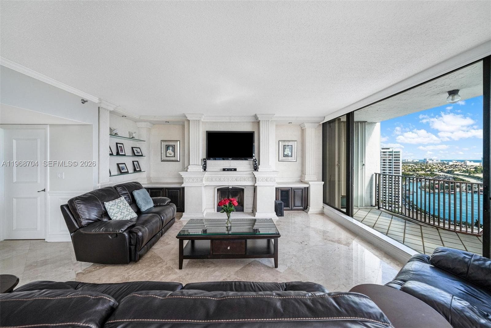 300 Three Islands Blvd PH4A photo 4