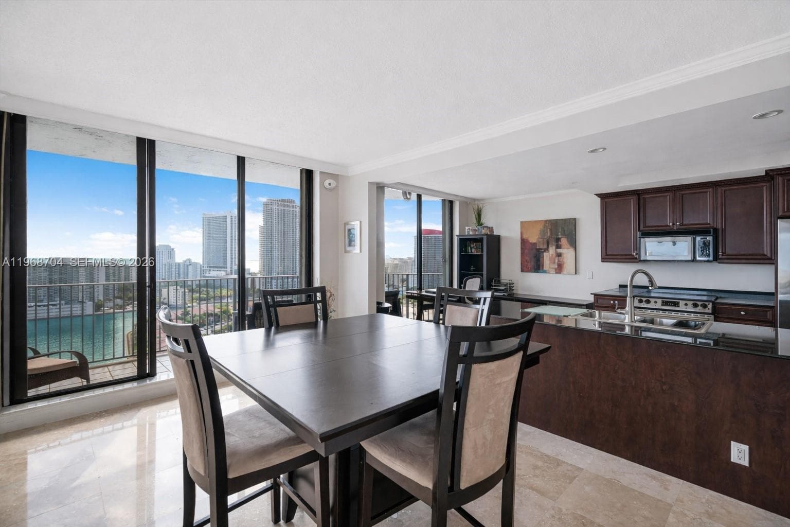 300 Three Islands Blvd PH4A photo 8