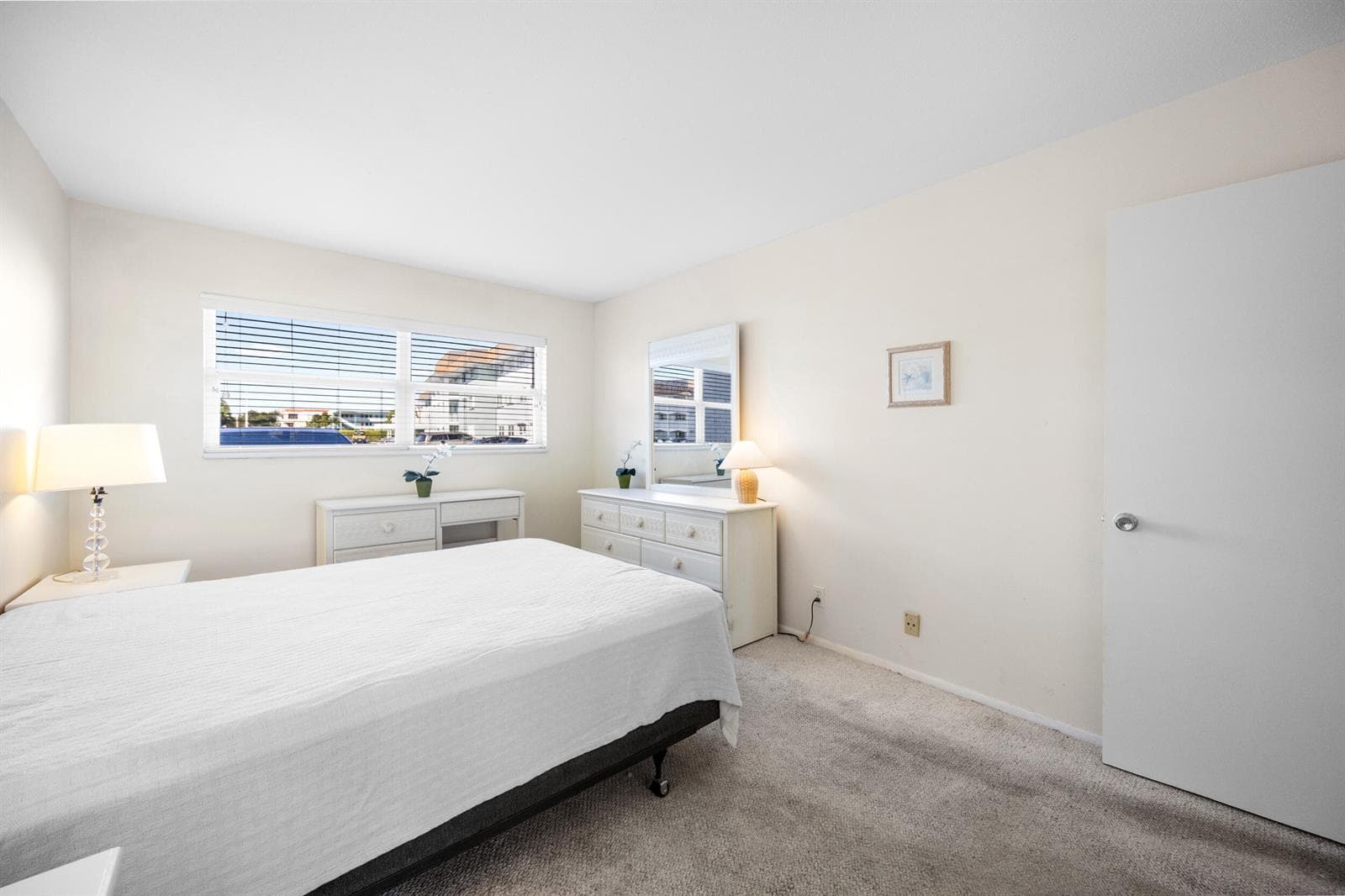 100 Shore Court 104 photo 23