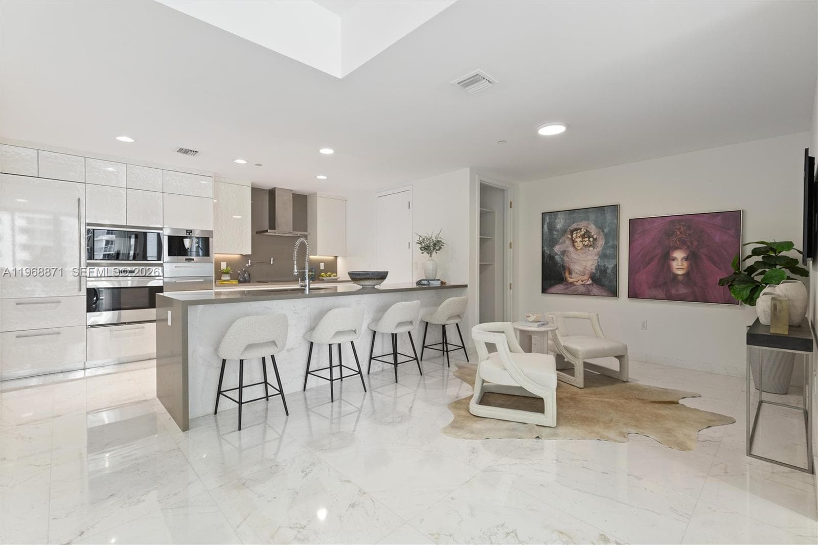 17475 Collins Ave 703 photo 9