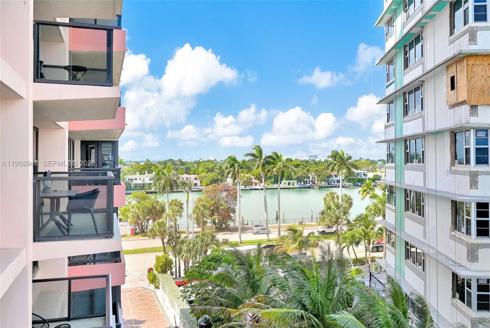 5225 Collins Ave 714 photo 4