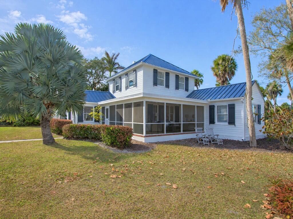 3001 N N Indian River Drive Drive photo 2