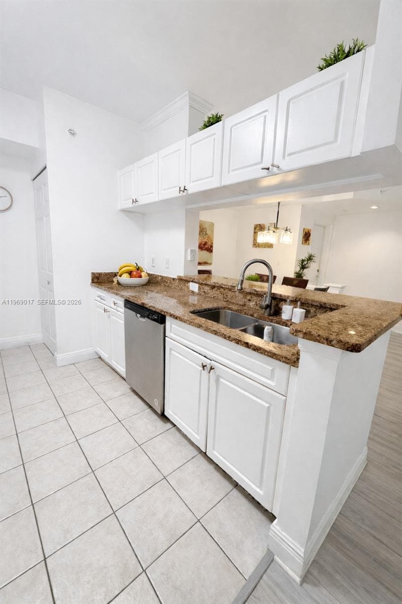17125 N Bay Rd 3105 photo 17