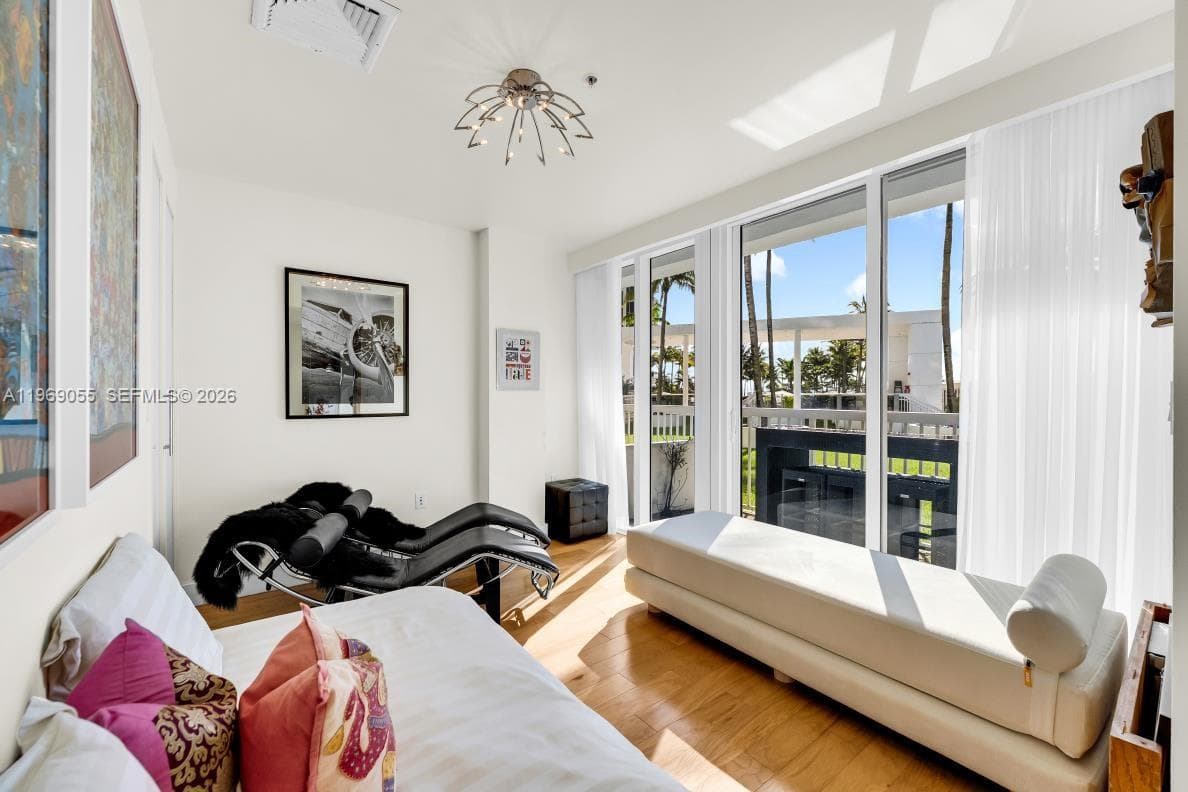 10275 Collins Ave 102 photo 12