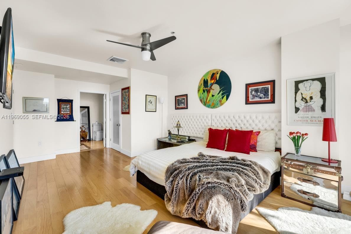 10275 Collins Ave 102 photo 20