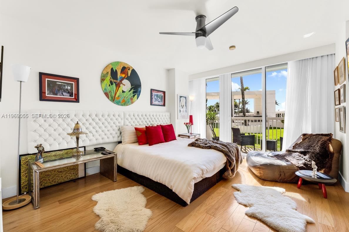 10275 Collins Ave 102 photo 18