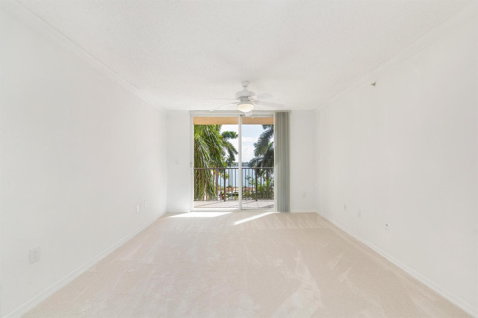 1801 N Flagler Drive 519 photo 5