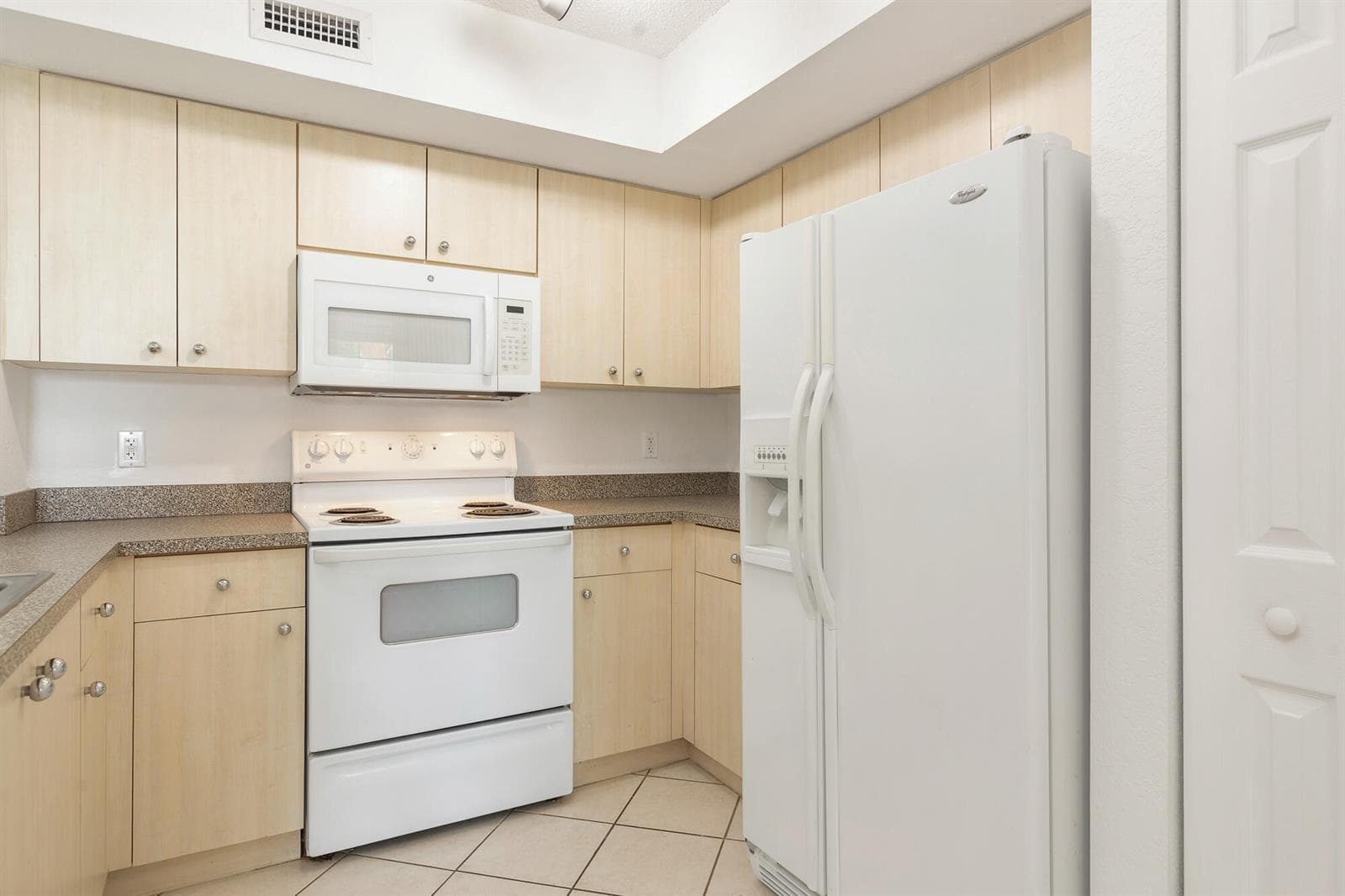 1801 N Flagler Drive 519 photo 9