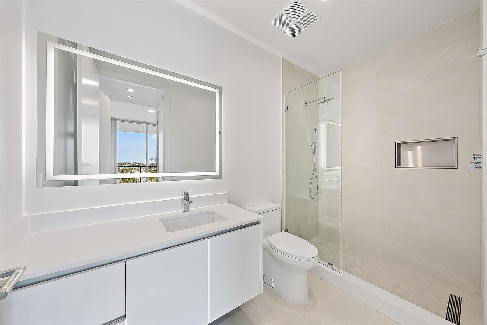 220 Lake Shore Drive N-1521 photo 24