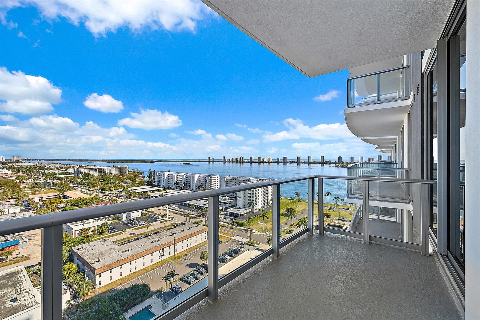 220 Lake Shore Drive N-1521 photo 10