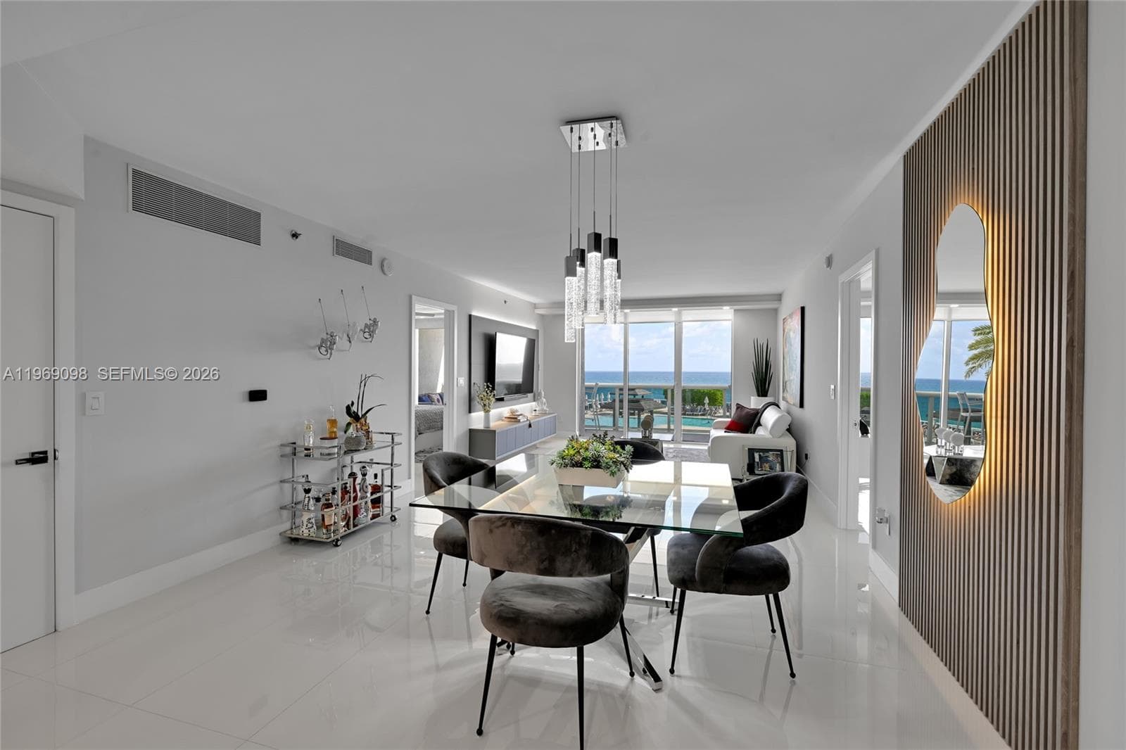 1800 Ocean Dr 803 photo 6