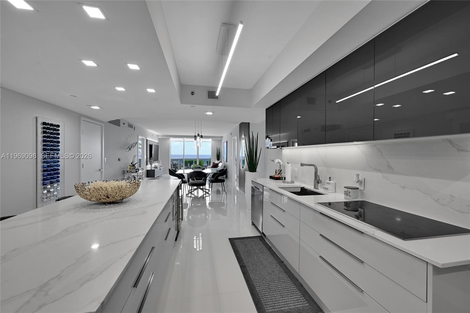 1800 Ocean Dr 803 photo 13