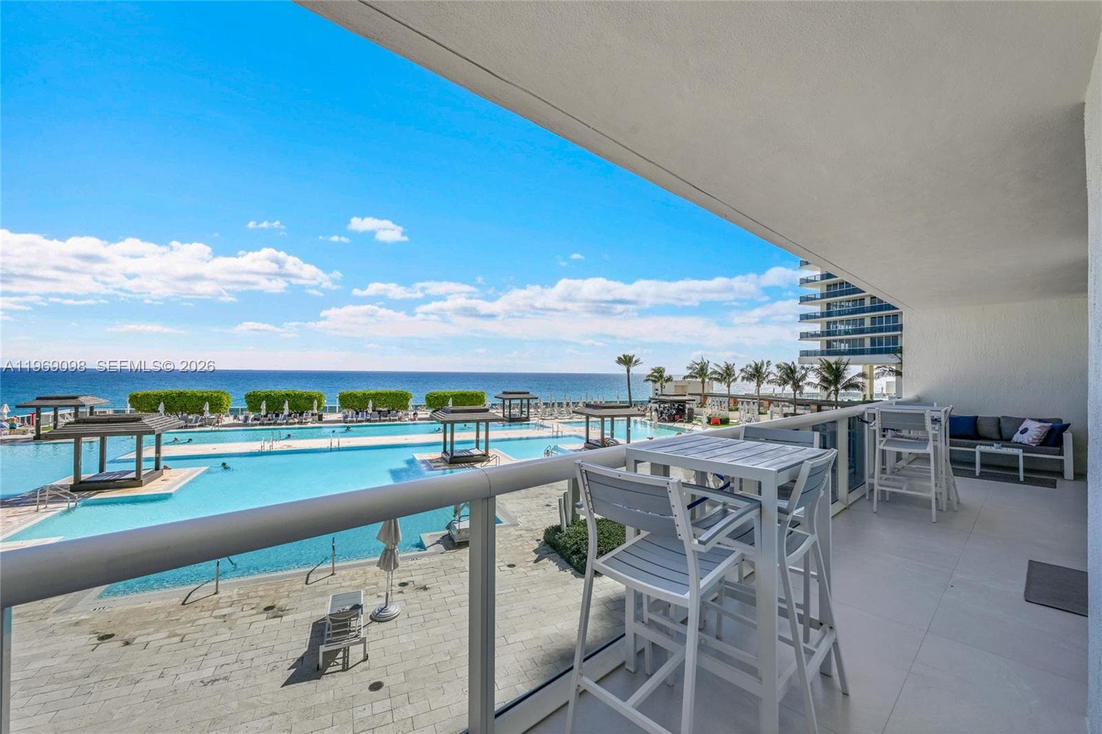 1800 Ocean Dr 803 photo 5