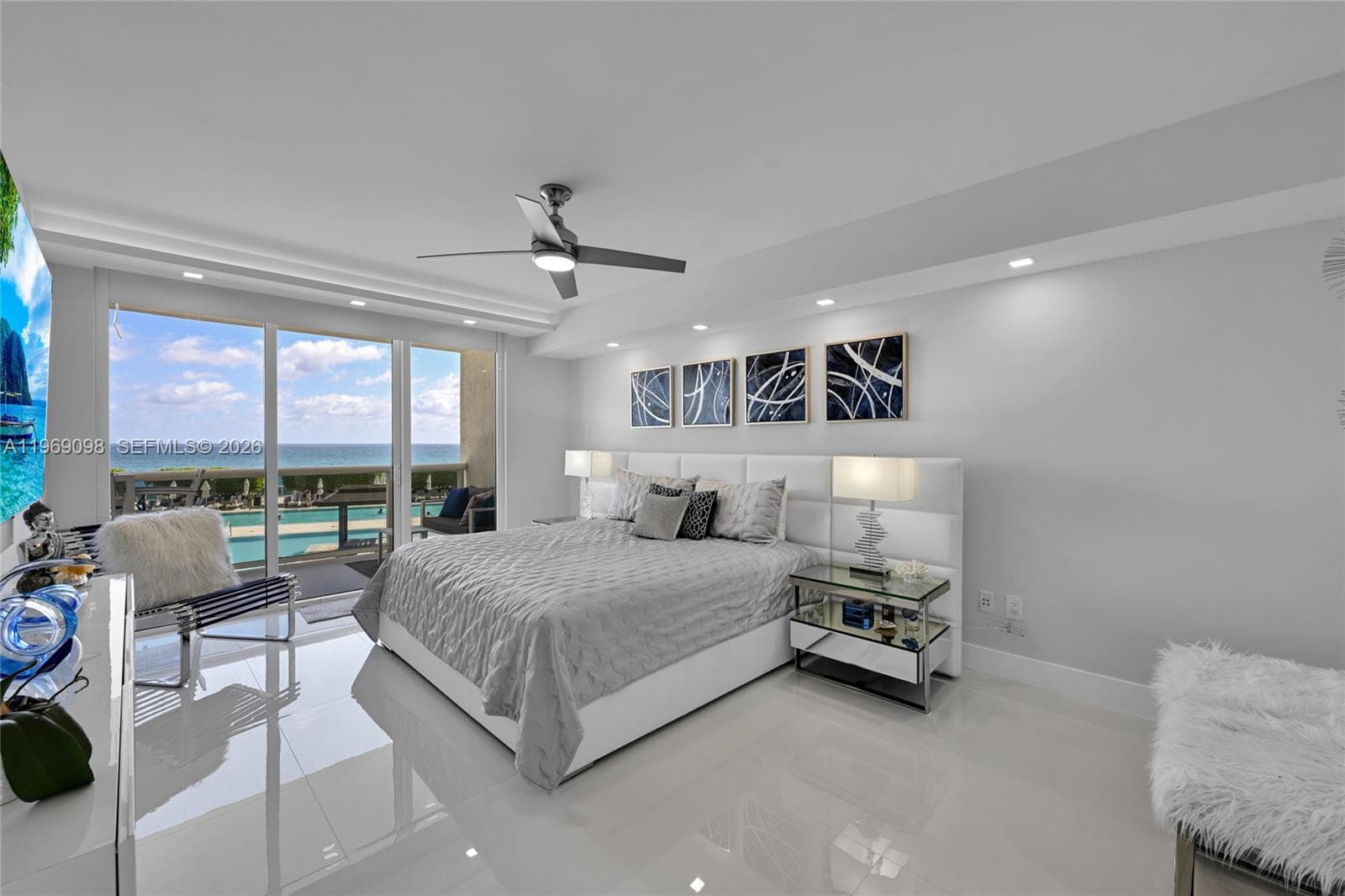 1800 Ocean Dr 803 photo 20