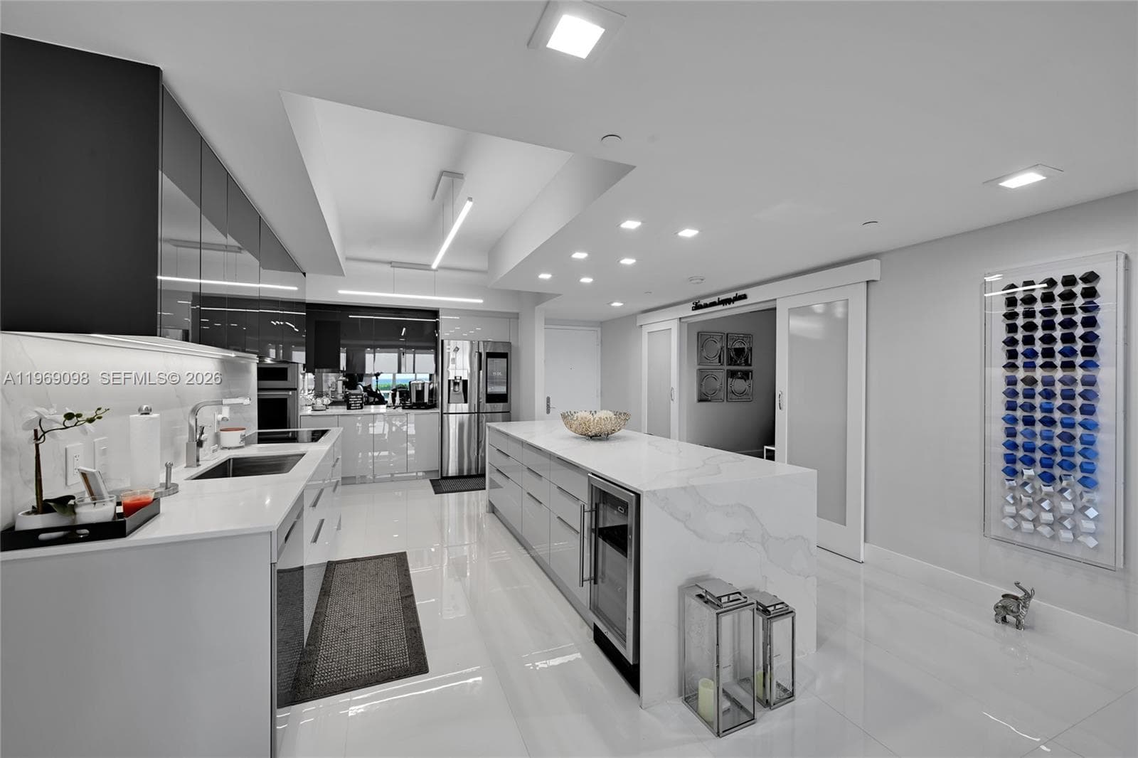 1800 Ocean Dr 803 photo 11