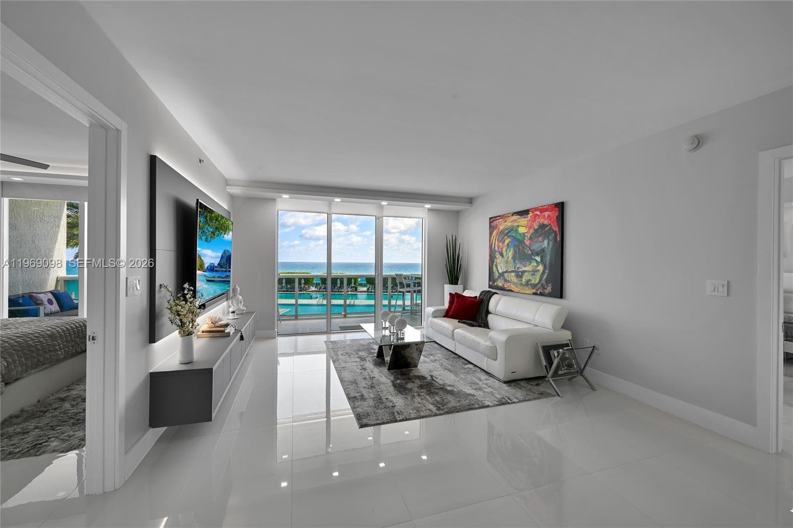 1800 Ocean Dr 803 photo 19