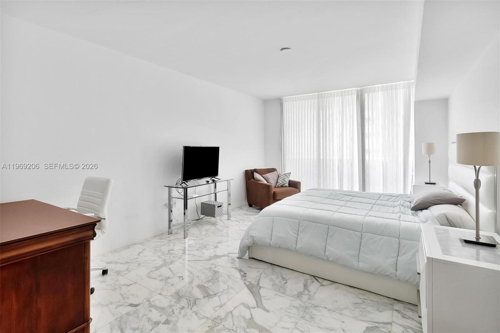 1830 S OCEAN DR 2906 photo 11