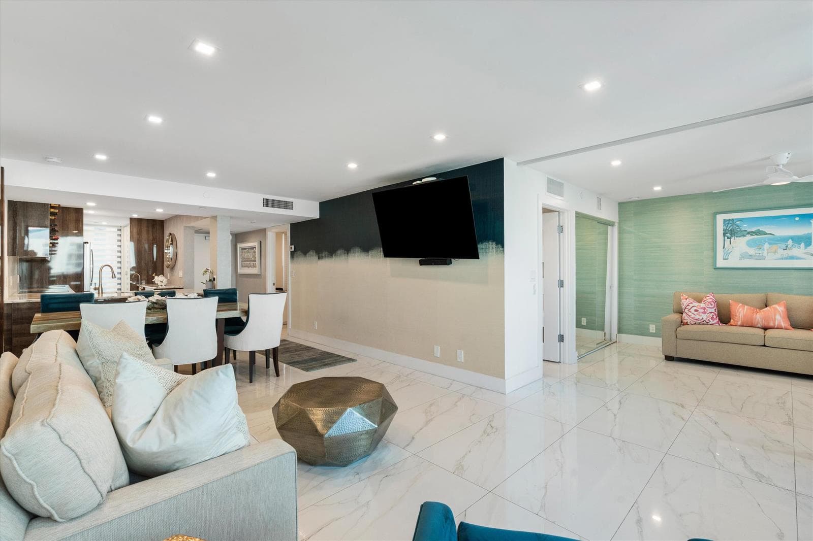 2687 N Ocean Boulevard 506 G photo 2