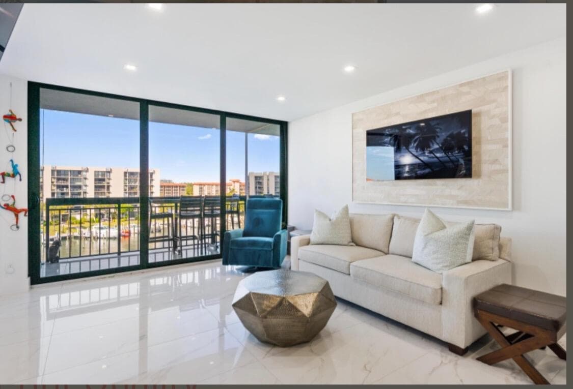 2687 N Ocean Boulevard 506 G photo 3