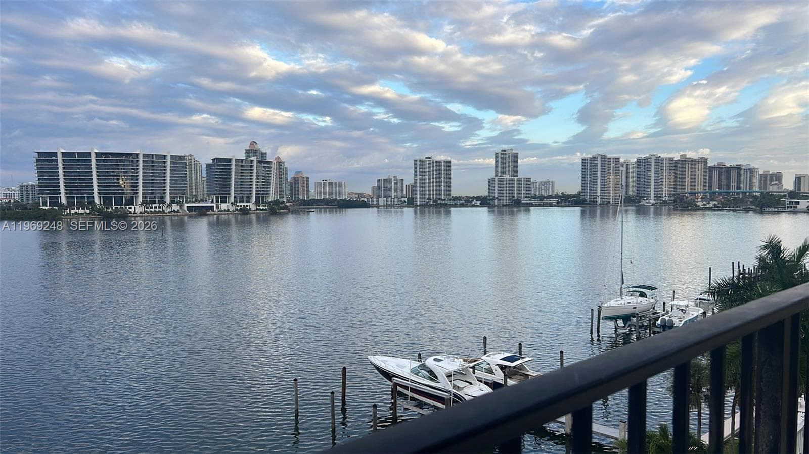 17878 Bay Rd 507 photo 3