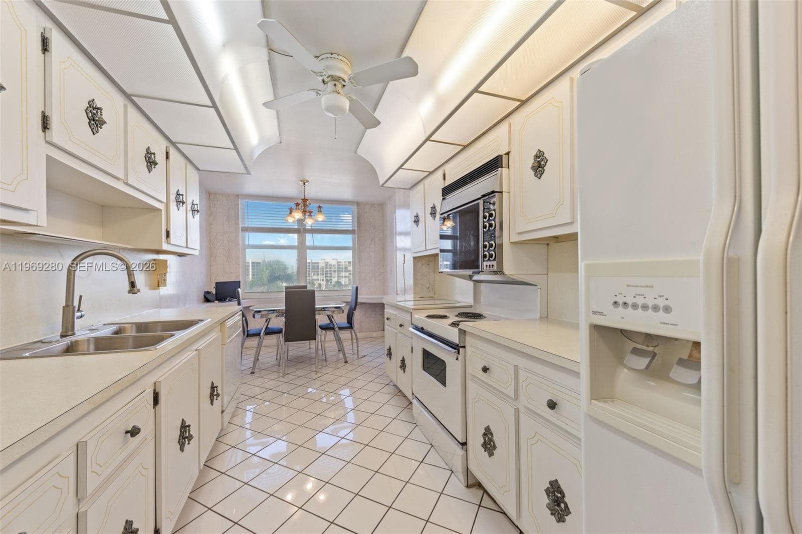 2751 Ocean Dr 501N photo 10