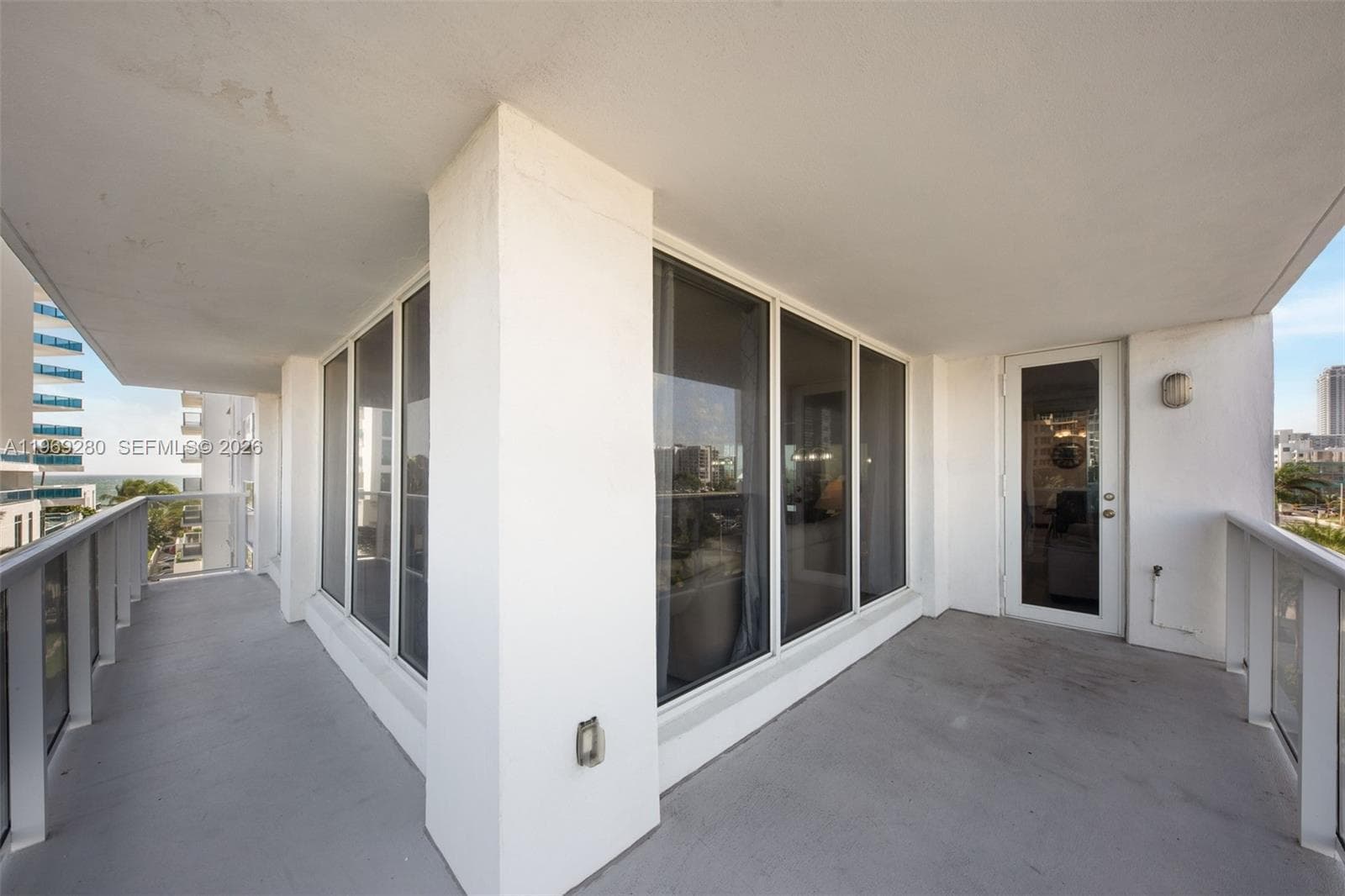 2751 Ocean Dr 501N photo 18