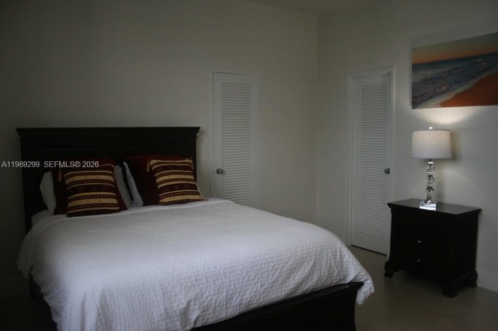 3901 Ocean Dr PH16Z photo 11