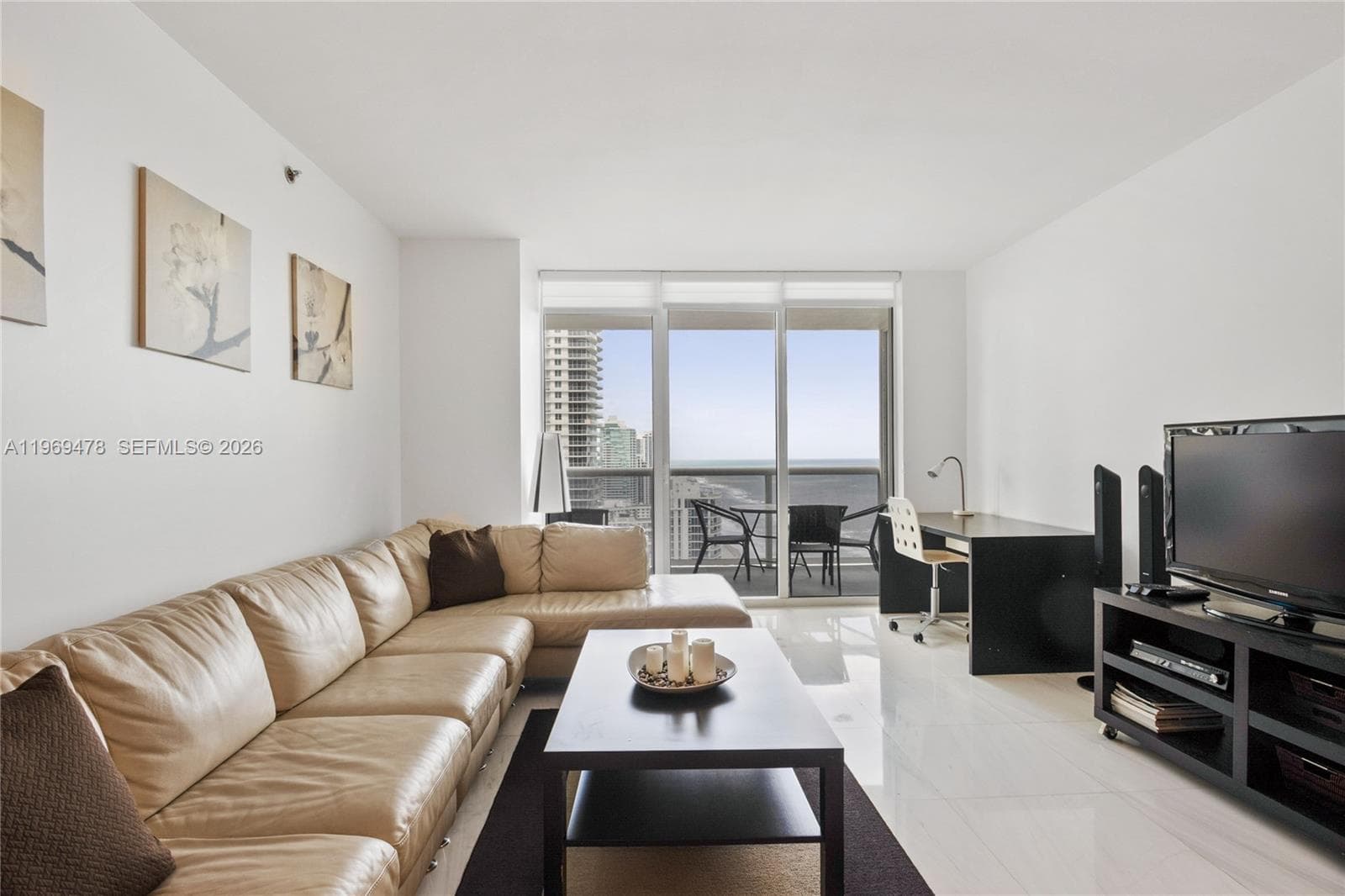 1830 S OCEAN DR 3211 photo 2