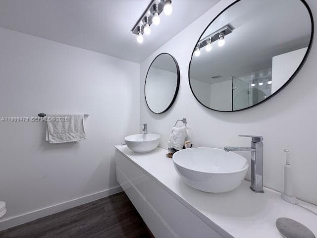 13499 Biscayne Blvd 902 photo 11