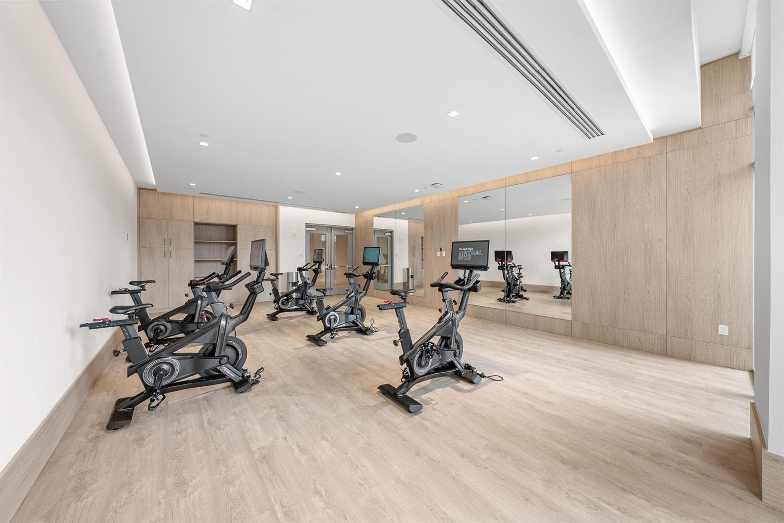 220 Lake Shore Drive 801 photo 24