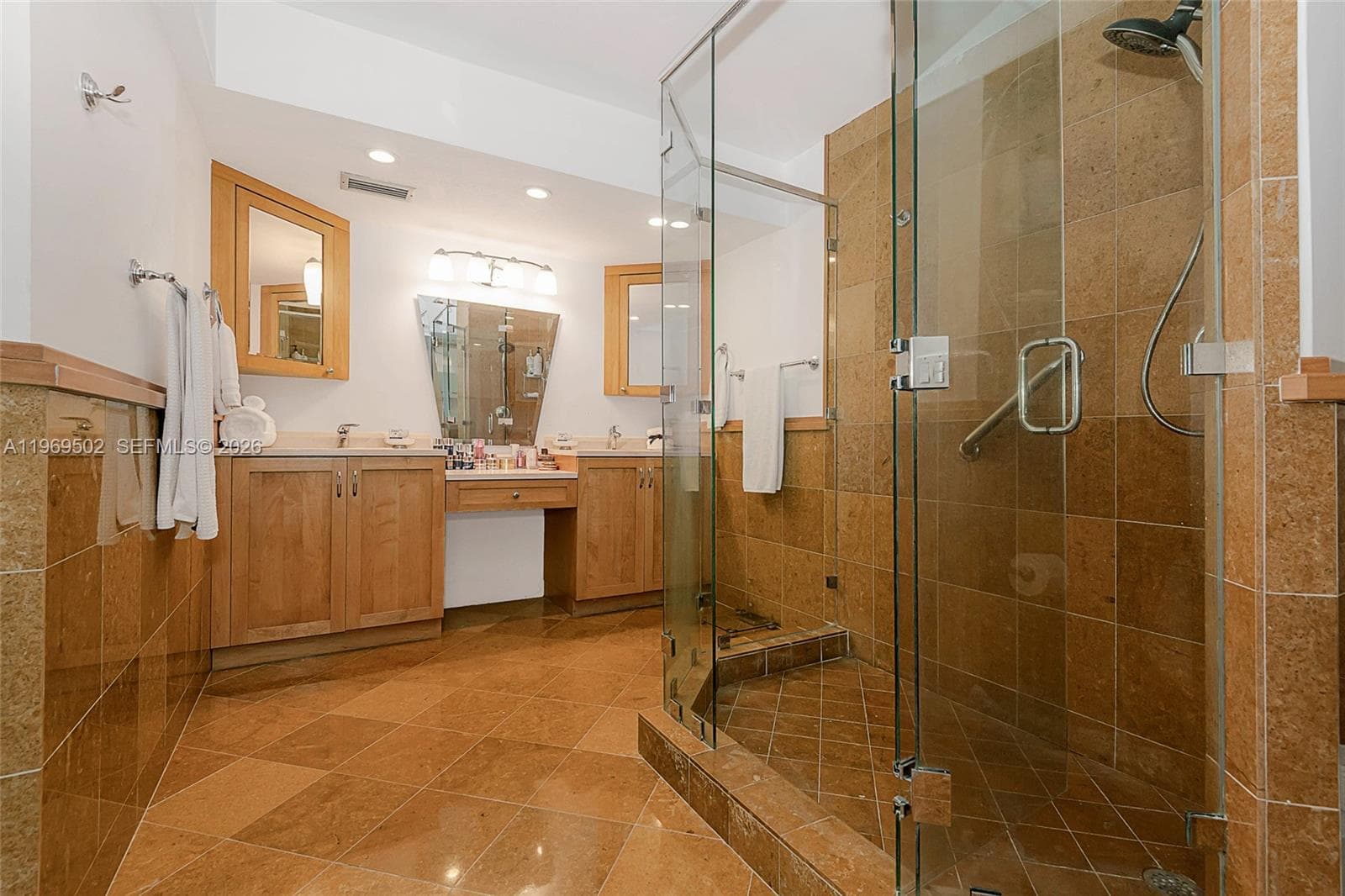 6423 Collins Ave 309 photo 22