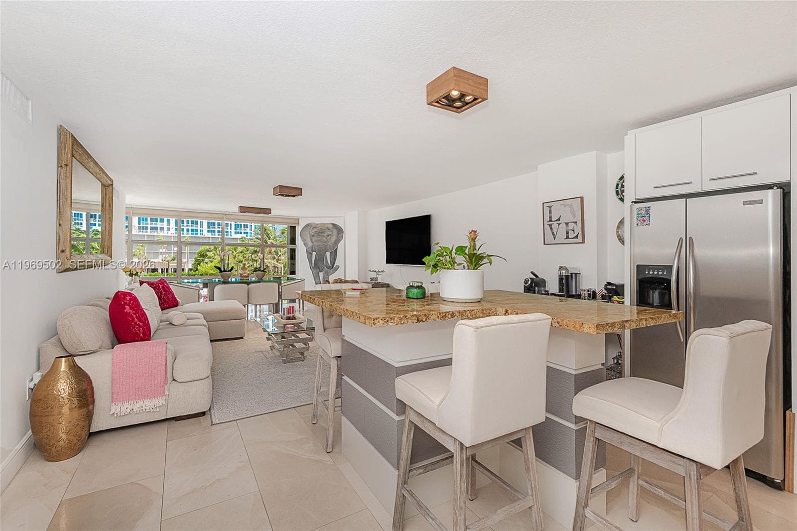 6423 Collins Ave 309 photo 9