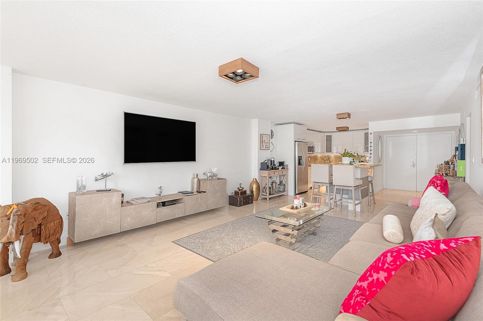 6423 Collins Ave 309 photo 14